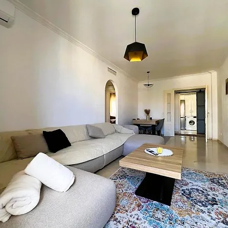 Relax With Ocean Views, Pool, And Garage Apartment Malaga