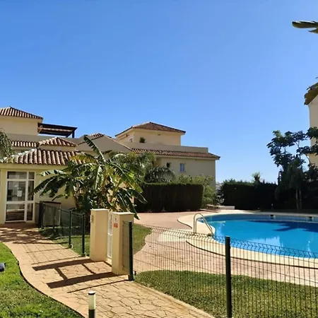 Relax With Ocean Views, Pool, And Garage Apartment