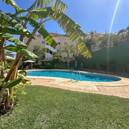 Relax With Ocean Views, Pool, And Garage Apartment *